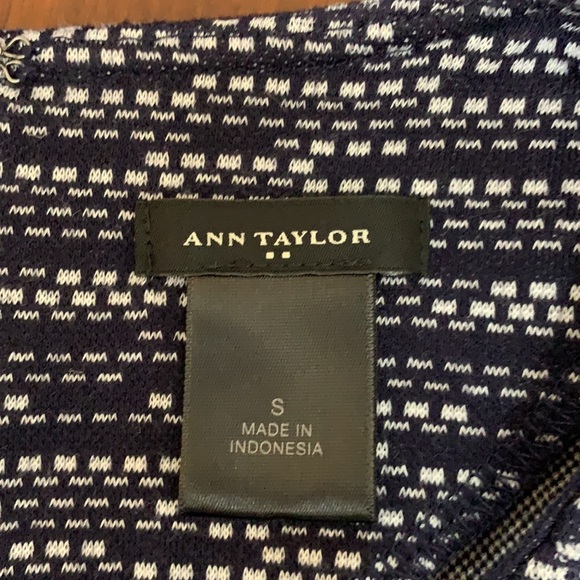 Ann Taylor Navy Sleeveless Sheath Dress - Picture 5 of 8